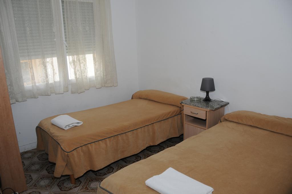 Pension Iglesias Zaragoza Ngoại thất bức ảnh