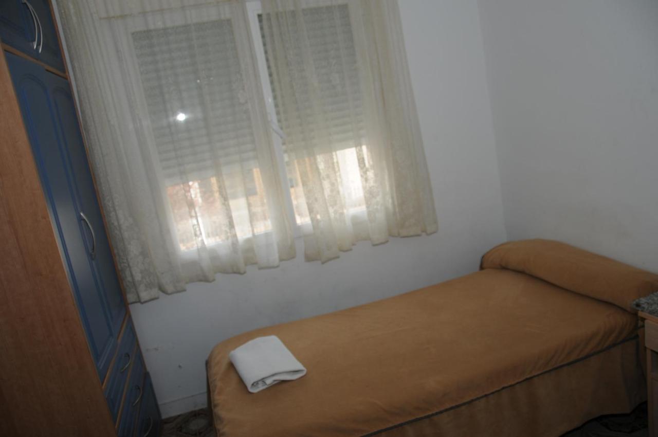 Pension Iglesias Zaragoza Ngoại thất bức ảnh